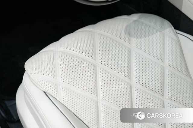 Mercedes-Benz Maybach S-class id 3920710 из Китая 33