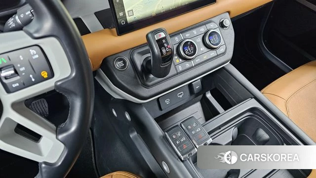 Land Rover Defender (L663) id 3826663 из Кореи 19