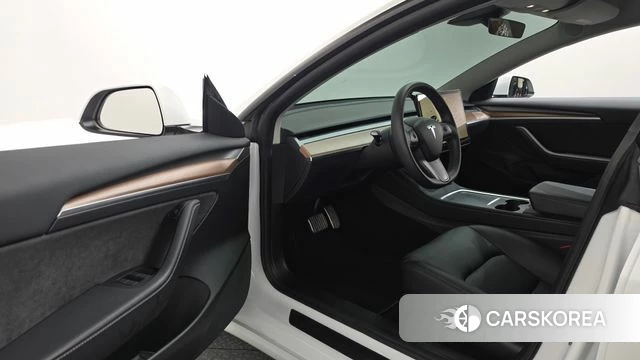 Tesla Model 3 id 4745056 из Кореи 31