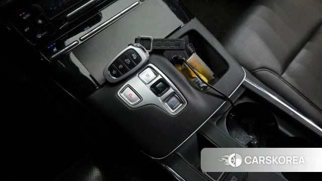 Hyundai The New Grandeur IG id 4930115 из Кореи 19
