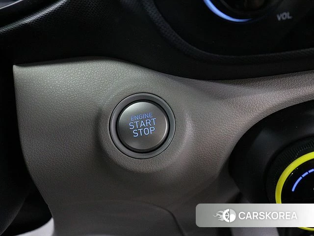 Hyundai Venue id 4377487 из Кореи 19