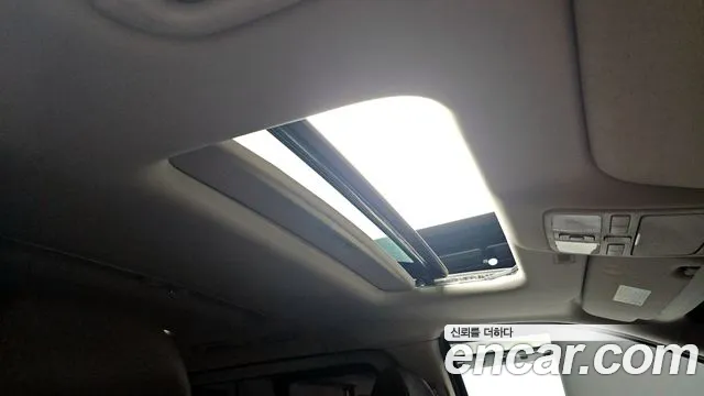 Hyundai The New Grand Starex id 2624340 из Кореи 19