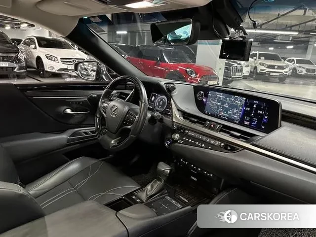 Lexus ES300h 7th generation id 3059882 из Кореи 19