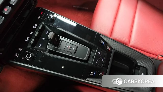 Porsche 911(992) id 4651748 из Кореи 32