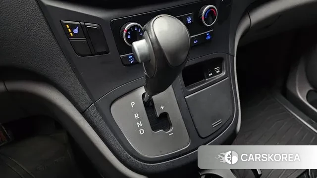 Hyundai The New Grand Starex id 3336720 из Кореи 19