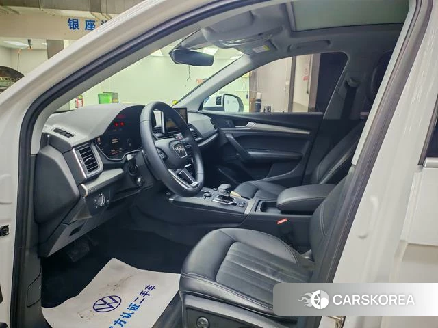 Audi Q5L id 3857847 из Китая 10