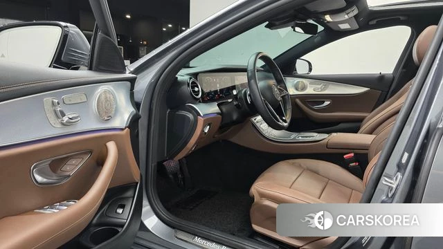 Mercedes-Benz E-Class W213 id 4764154 из Кореи 31