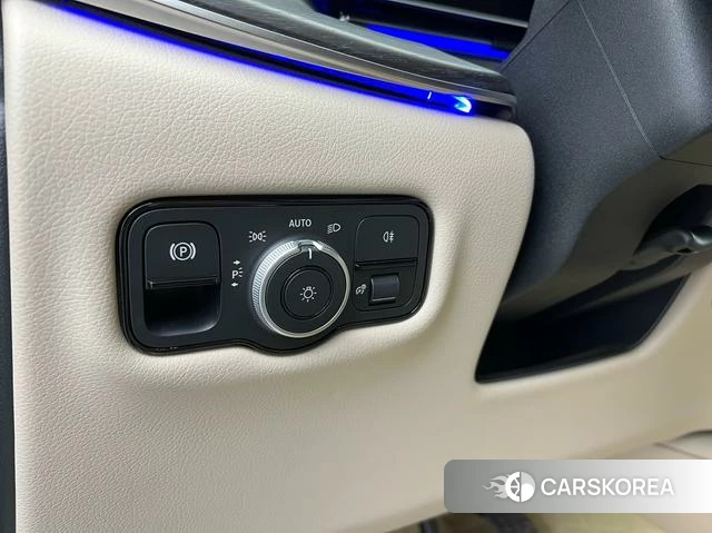 Mercedes-Benz V-class id 4256335 из Китая 36