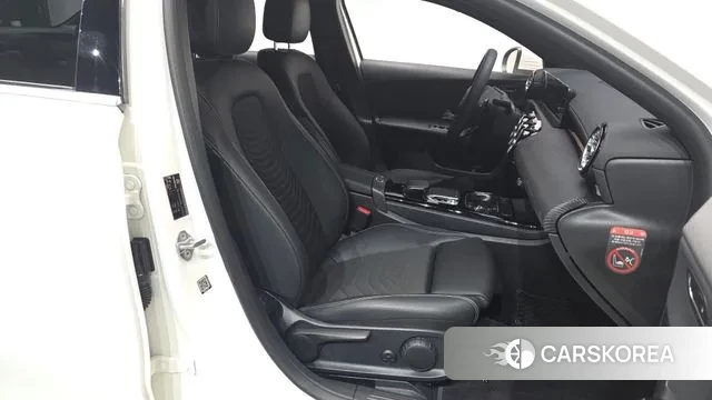 Mercedes-Benz A-Class W177 id 3017932 из Кореи 19