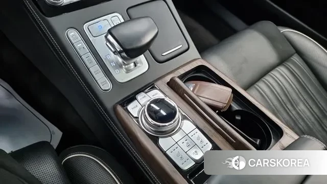 Genesis G90 id 3765456 из Кореи 17