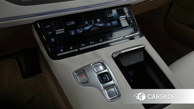 Hyundai The New Grandeur IG id 4930022 из Кореи 19