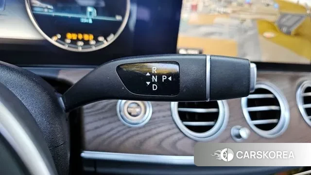 Mercedes-Benz E-Class W213 id 3351192 из Кореи 19