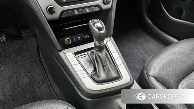 Hyundai Avante AD id 4246103 из Кореи 31