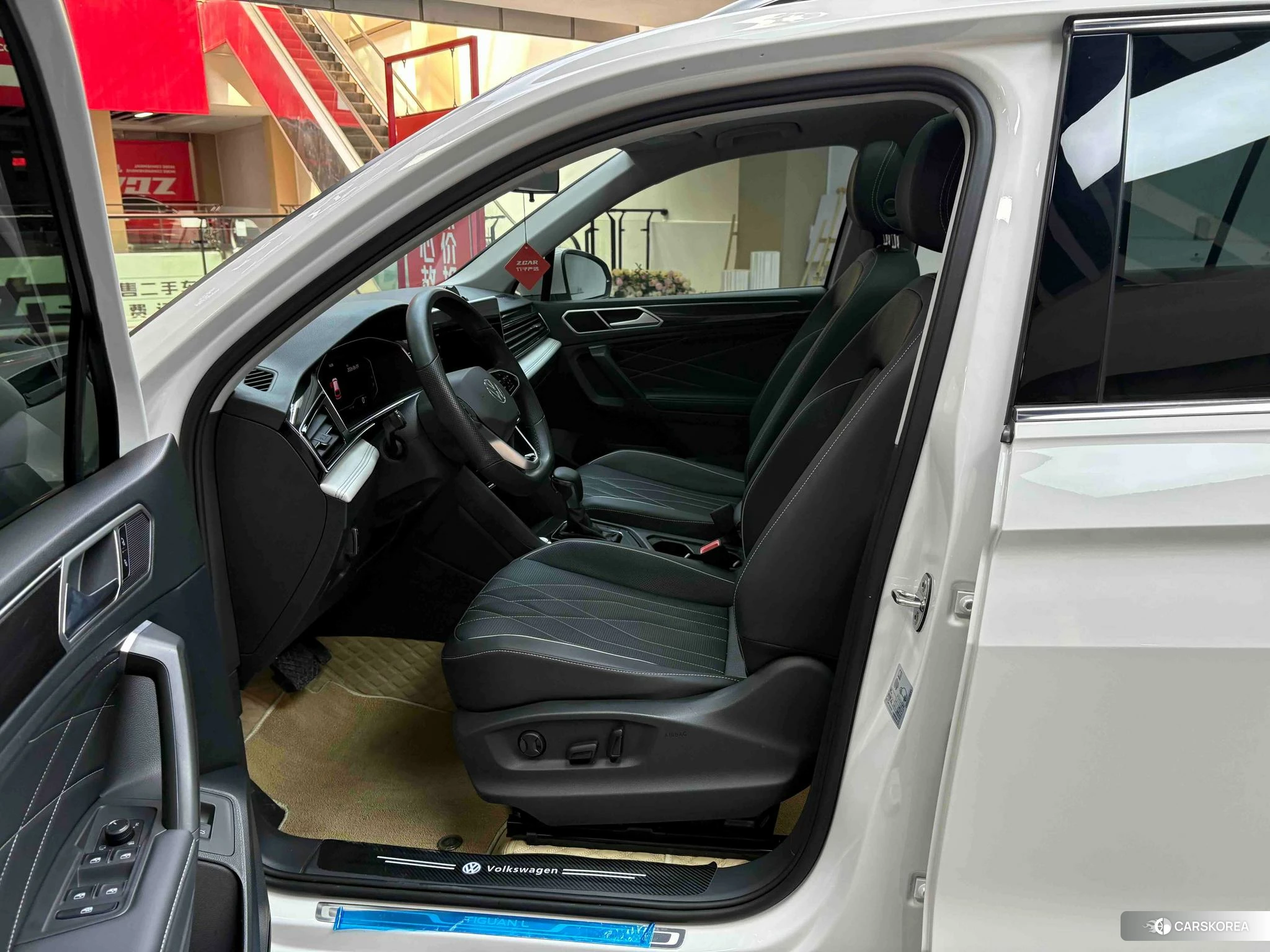 Volkswagen Tiguan L id 4441112 из Китая 42