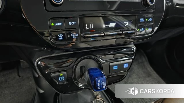 Toyota Prius 4th Generation id 4683987 из Кореи 19
