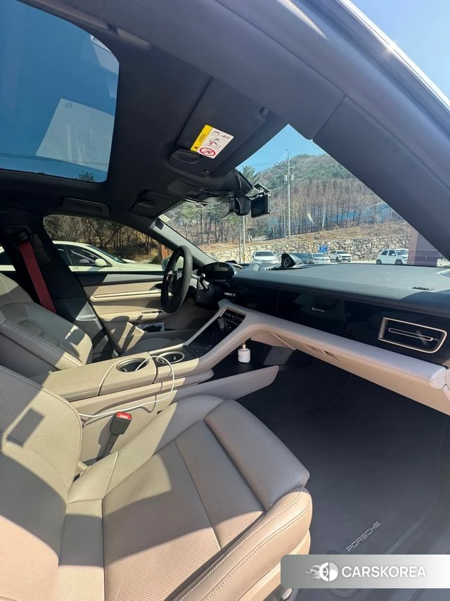 Porsche Taycan id 3818612 из Кореи 9