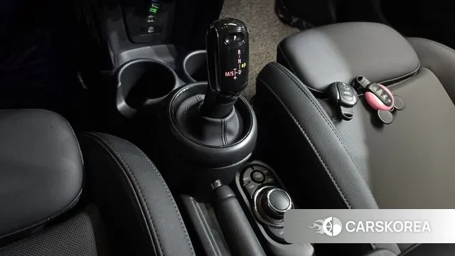 Mini Cooper S id 3405652 из Кореи 19