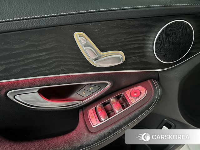 Mercedes-Benz Class C id 4297812 из Китая 19