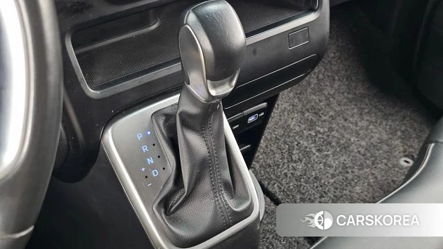 Hyundai Staria id 4593550 из Кореи 32