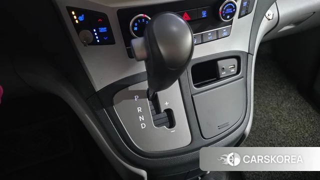 Hyundai The New Grand Starex id 4587533 из Кореи 33