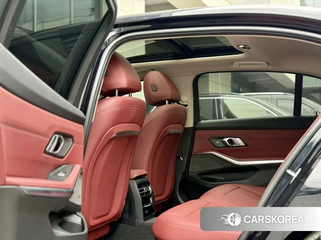 BMW 3 series id 4299502 из Китая 18