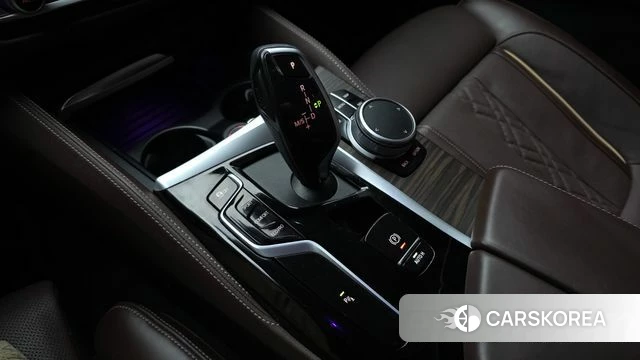 BMW 5 Series (G30) id 4495211 из Кореи 31