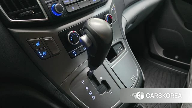Hyundai The New Grand Starex id 4502373 из Кореи 19