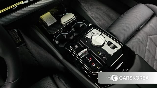 BMW 5 Series (G60) id 3896647 из Кореи 19