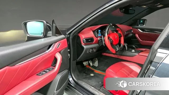 Maserati Levante id 3583021 из Кореи 19