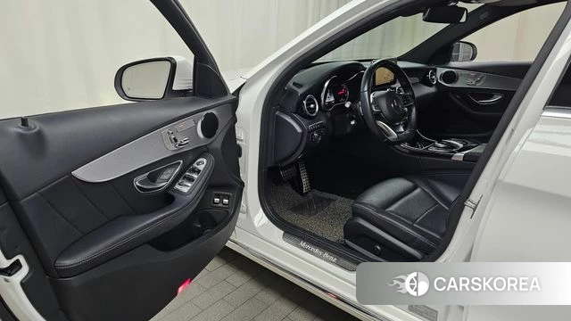 Mercedes-Benz C-Class W205 id 4642847 из Кореи 29