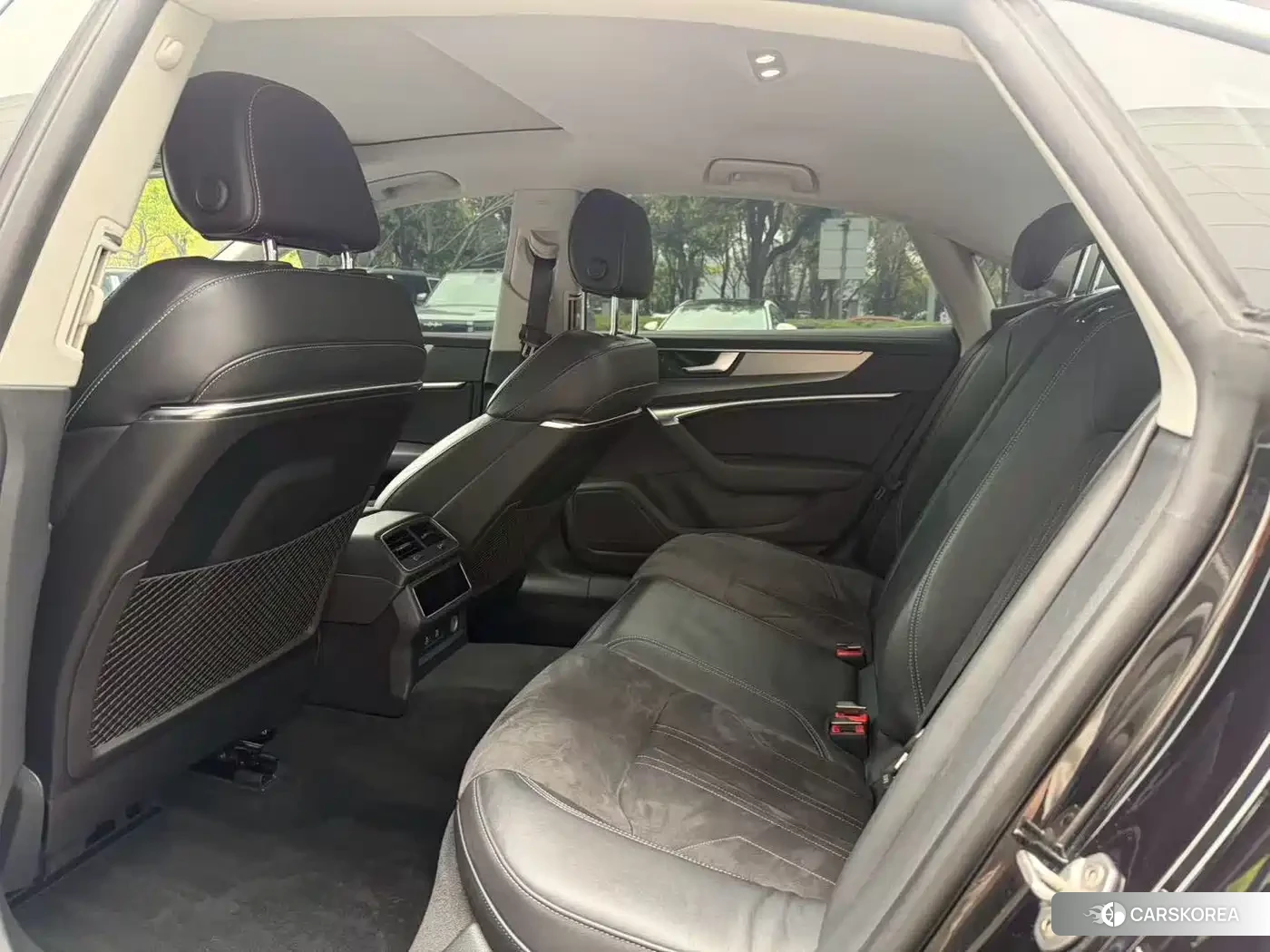 Audi A7L id 4553886 из Китая 11