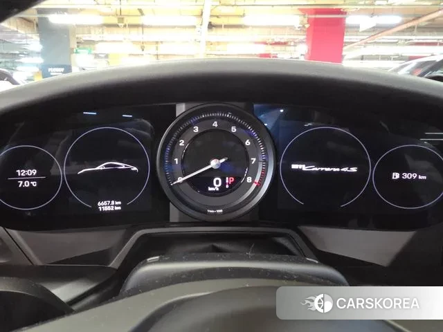 Porsche 911(992) id 3587965 из Кореи 19