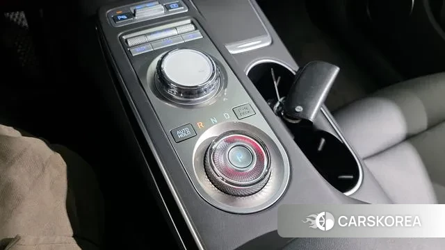 Genesis GV70 id 3747382 из Кореи 19