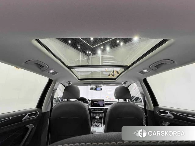 Volkswagen Tiguan L id 4278716 из Китая 21