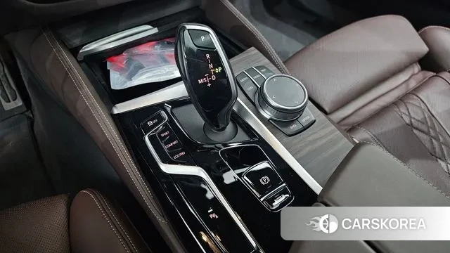 BMW 5 Series (G30) id 3459153 из Кореи 19