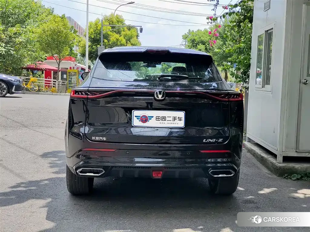 Chang'an Changan UNI-Z New Energy id 4578219 из Китая 9