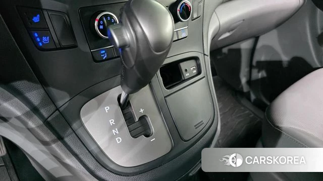 Hyundai The New Grand Starex id 4573831 из Кореи 30