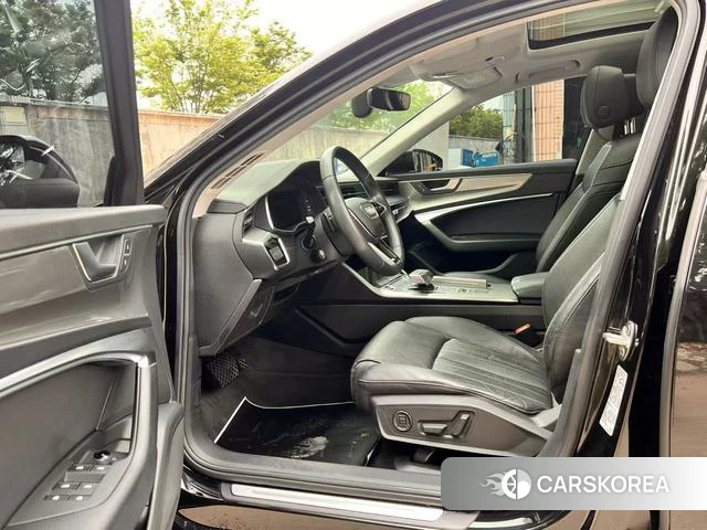 Audi A6L id 4238765 из Китая 9