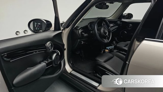 Mini Cooper id 4585997 из Кореи 33