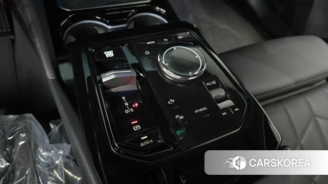 BMW 5 Series (G60) id 4762836 из Кореи 31