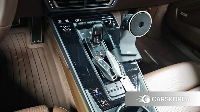 Porsche 911(992) id 3799730 из Кореи 19