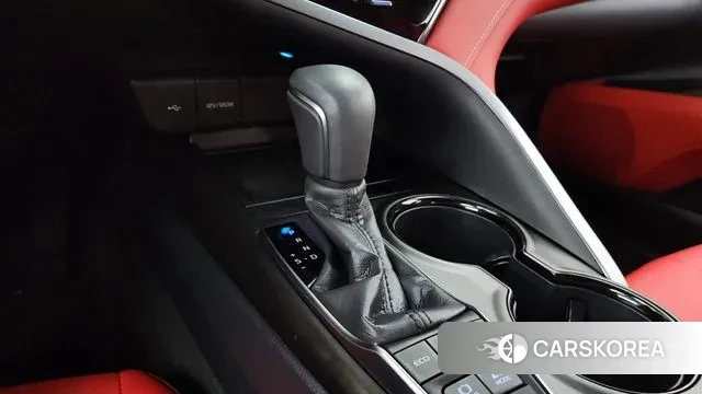 Toyota Camry (XV70) id 2929961 из Кореи 19