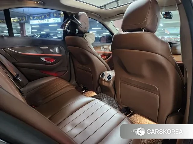 Mercedes-Benz E-Class W213 id 3713656 из Кореи 19