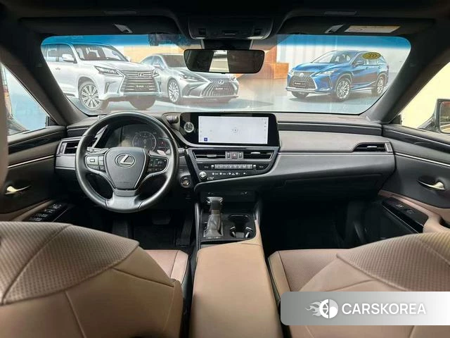 Lexus ES id 4393355 из Китая 25
