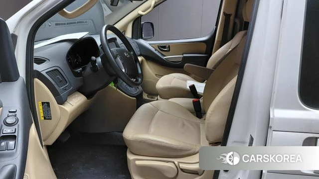 Hyundai The New Grand Starex id 4568164 из Кореи 29