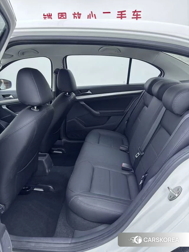 Volkswagen Lavida id 4392044 из Китая 14