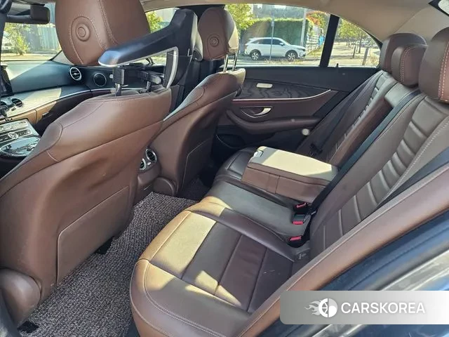 Mercedes-Benz E-Class W213 id 3313459 из Кореи 19