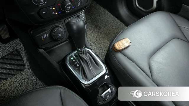 Jeep Renegade id 4202613 из Кореи 19