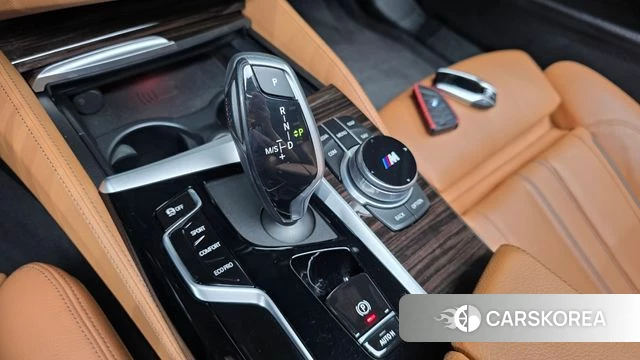 BMW 5 Series (G30) id 4603637 из Кореи 32