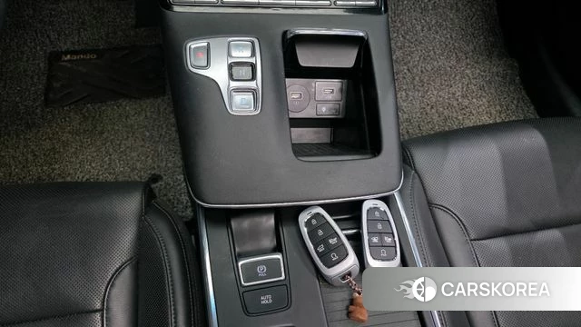 Hyundai The New Grandeur IG id 3859742 из Кореи 19